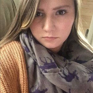 Meet your Posher, Jenna